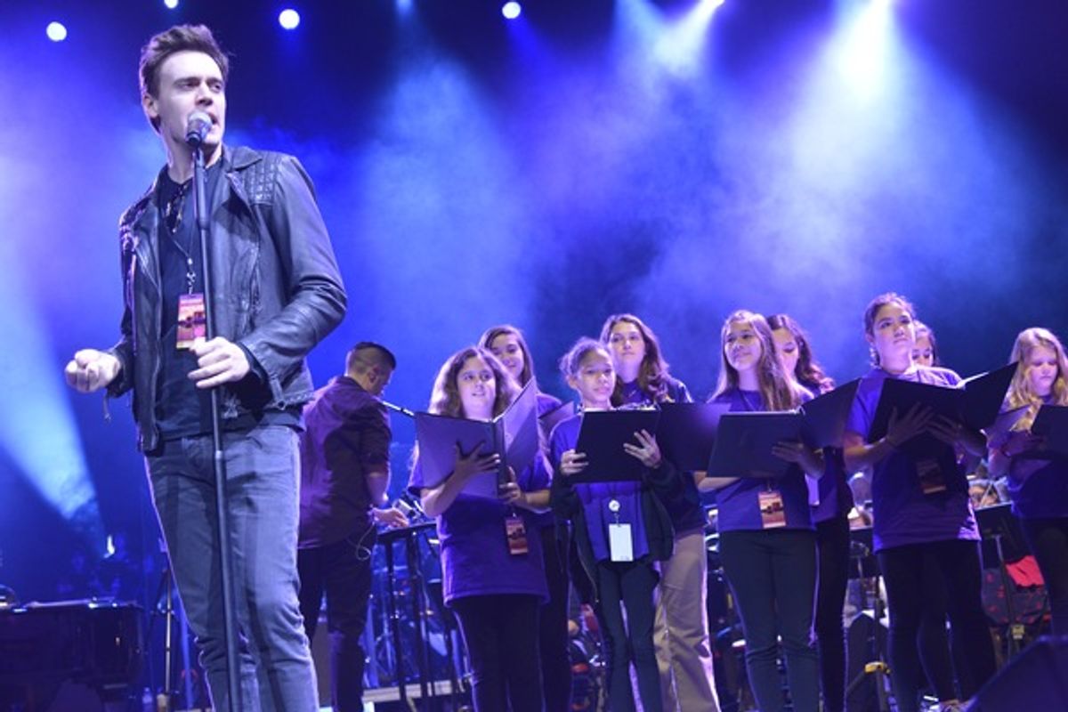 Erich Bergen and Spotlights at 