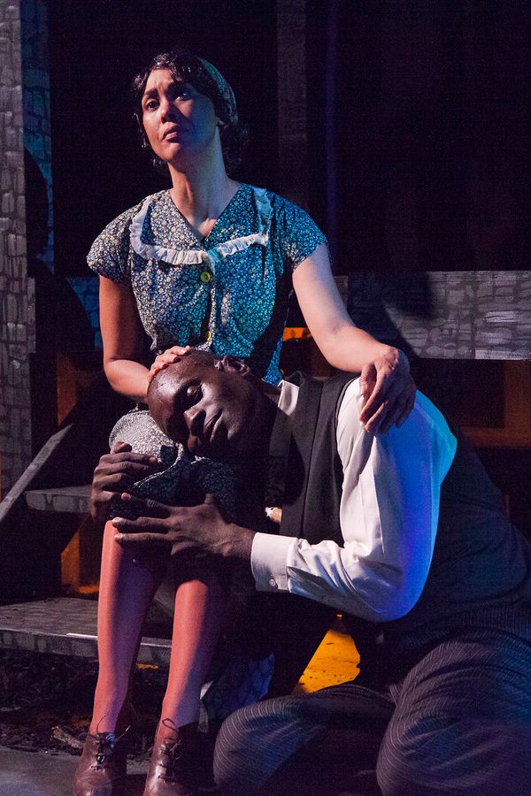 Victoria Platt, Noel Arthur
 Photo