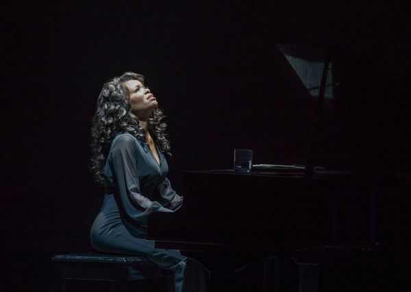 Photo Flash: Diva, Disco & Duckling Donnas! First Look at SUMMER on Broadway — photo 1 of 5