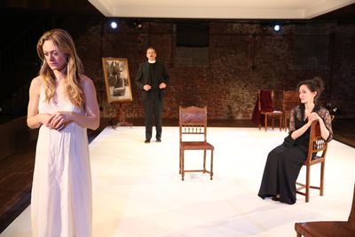 Marin Ireland, T. Ryder Smith, Barbara Walsh Photo