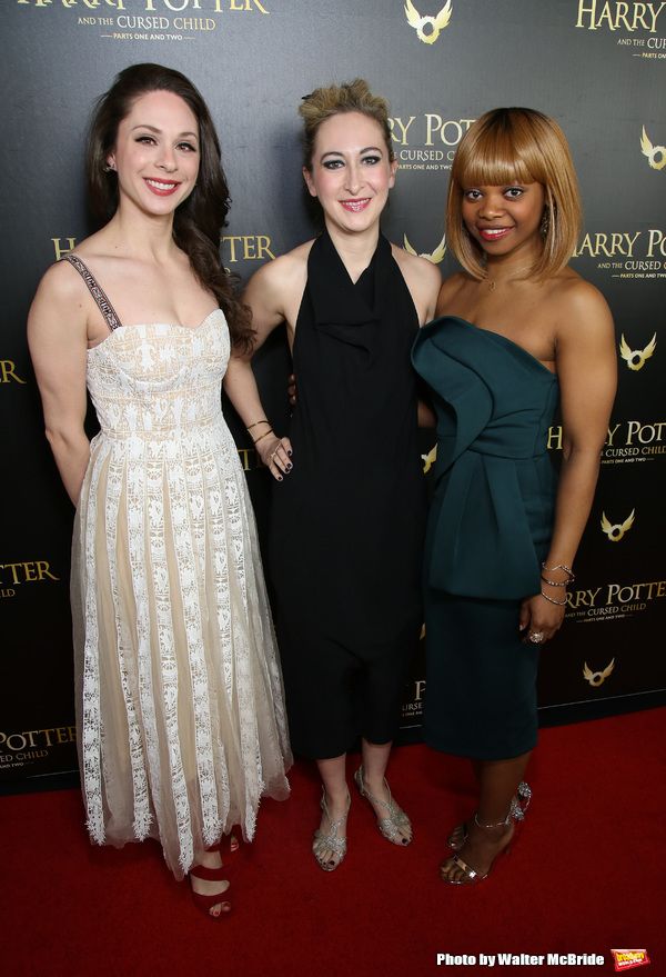 Lauren Nicole Cipoletti, Jessie Fisher and Susan Heyward  Photo