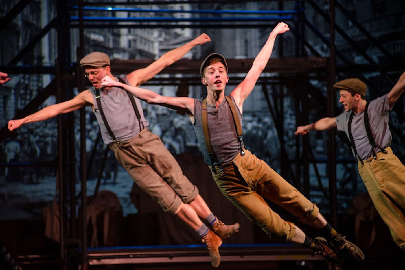 Review: Dinner and a Show- Media Theatre's NEWSIES and Fellini's Café  Image