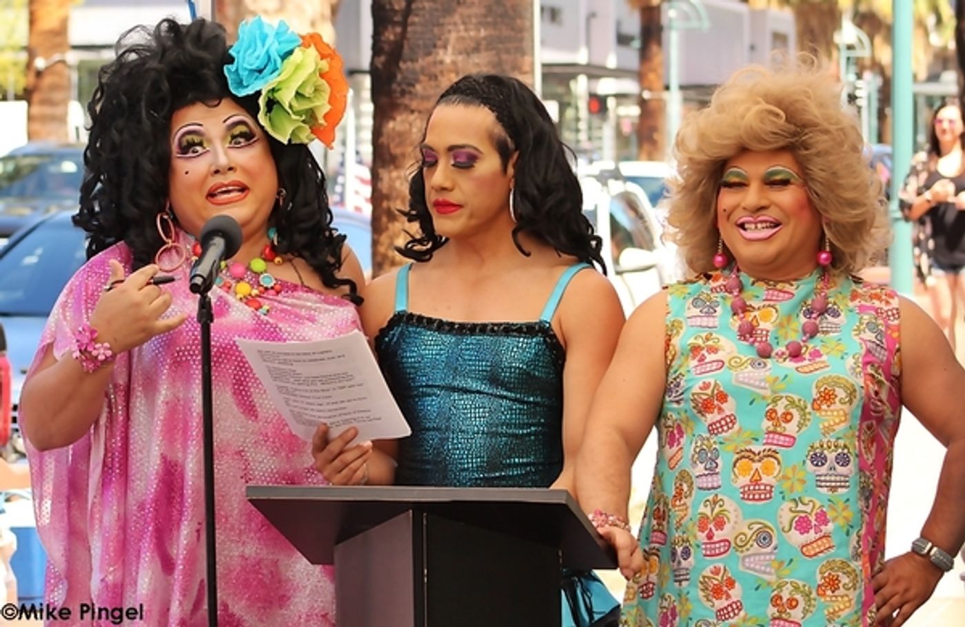 Photo Flash: Pop Star Debbie Gibson Honored with Palm Springs Walk of Fame Star Photo Flash: Pop Star Debbie Gibson Honored with Palm Springs Walk of Fame Star Image