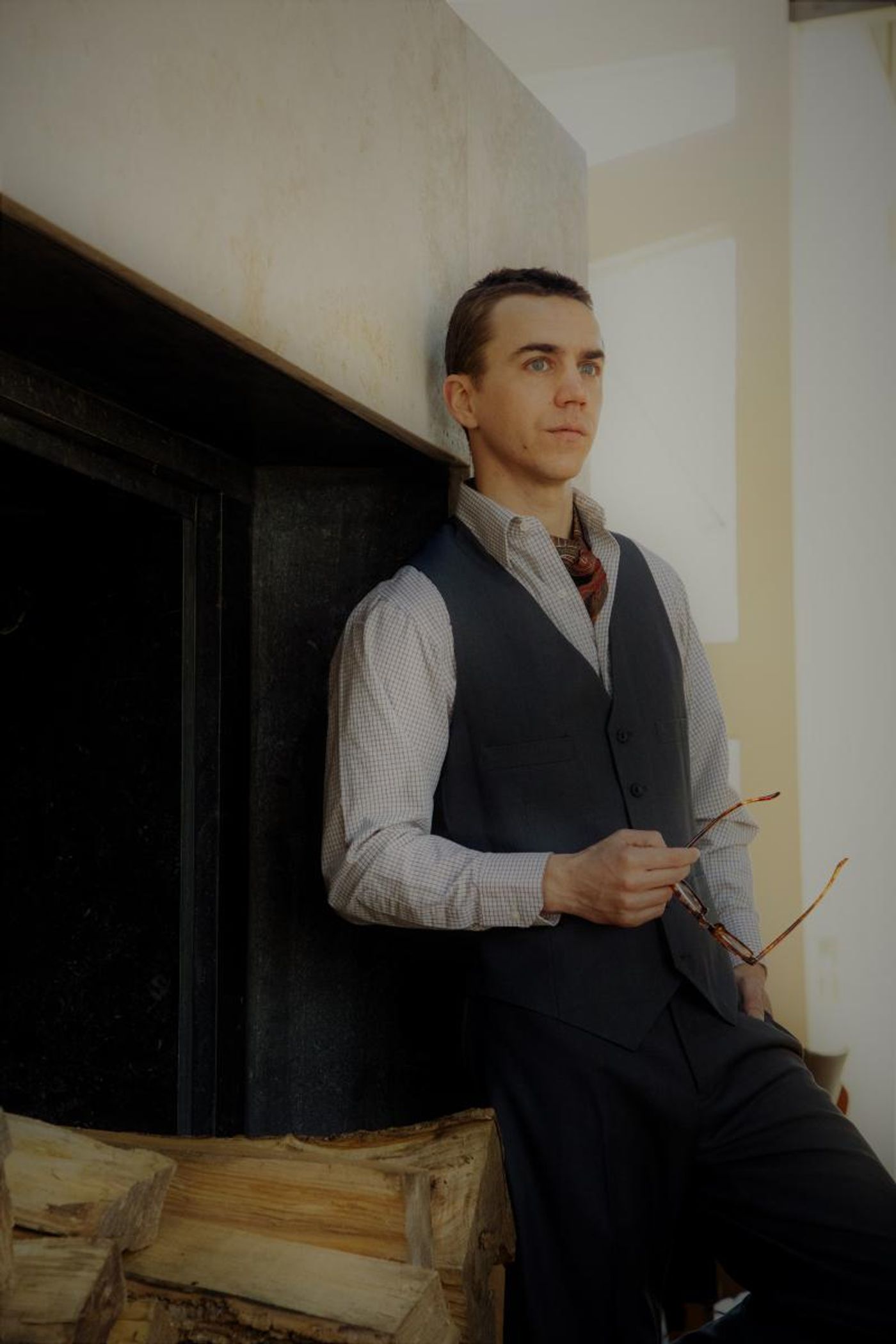 Review: SWITZERLAND at Hudson Stage Company Review: SWITZERLAND at Hudson Stage Company Image