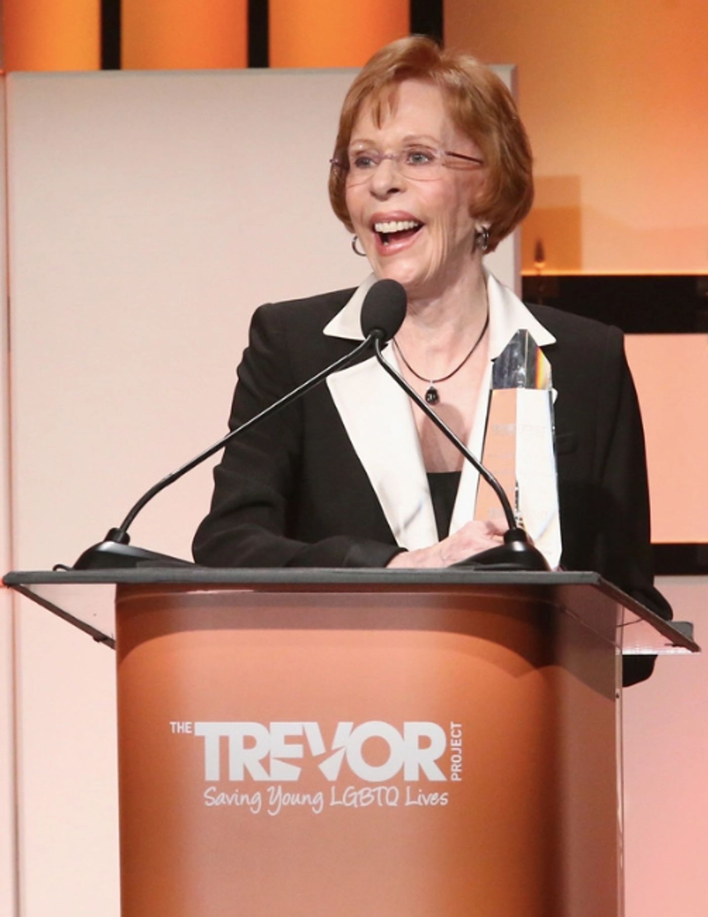 Brief 4/26: THE ICEMAN COMETH Opens, Drama Desk Awards Nominations, and More!  Image