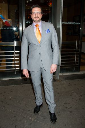 Raul Esparza Photo