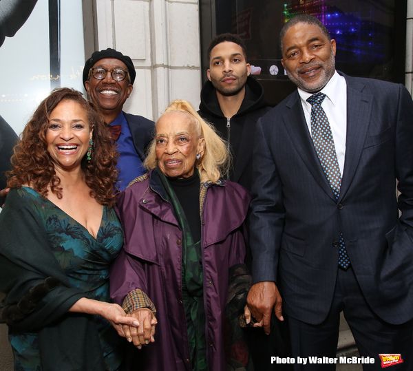 Debbie Allen, Vivian Ayers, Norman Nixon Jr. and Norm Nixon Photo