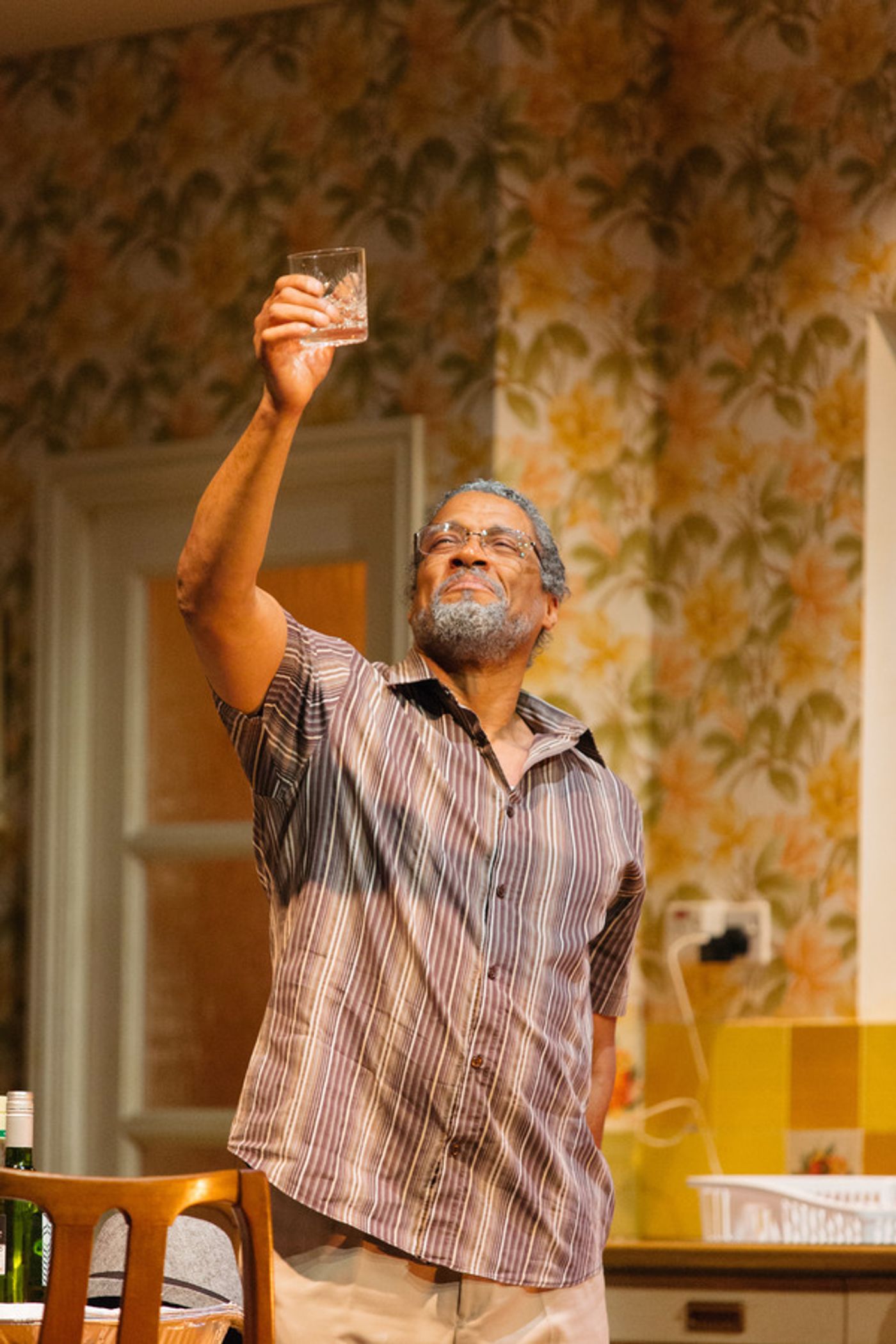 Photo Flash: First Look at NINE NIGHT at the National Theatre  Image