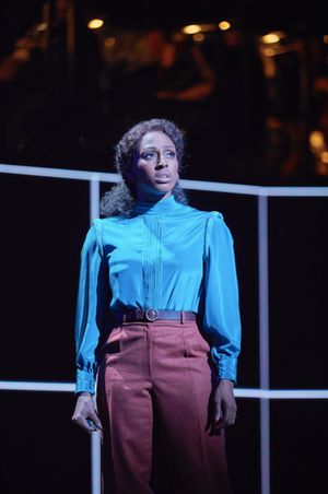 Alexandra Burke Photo