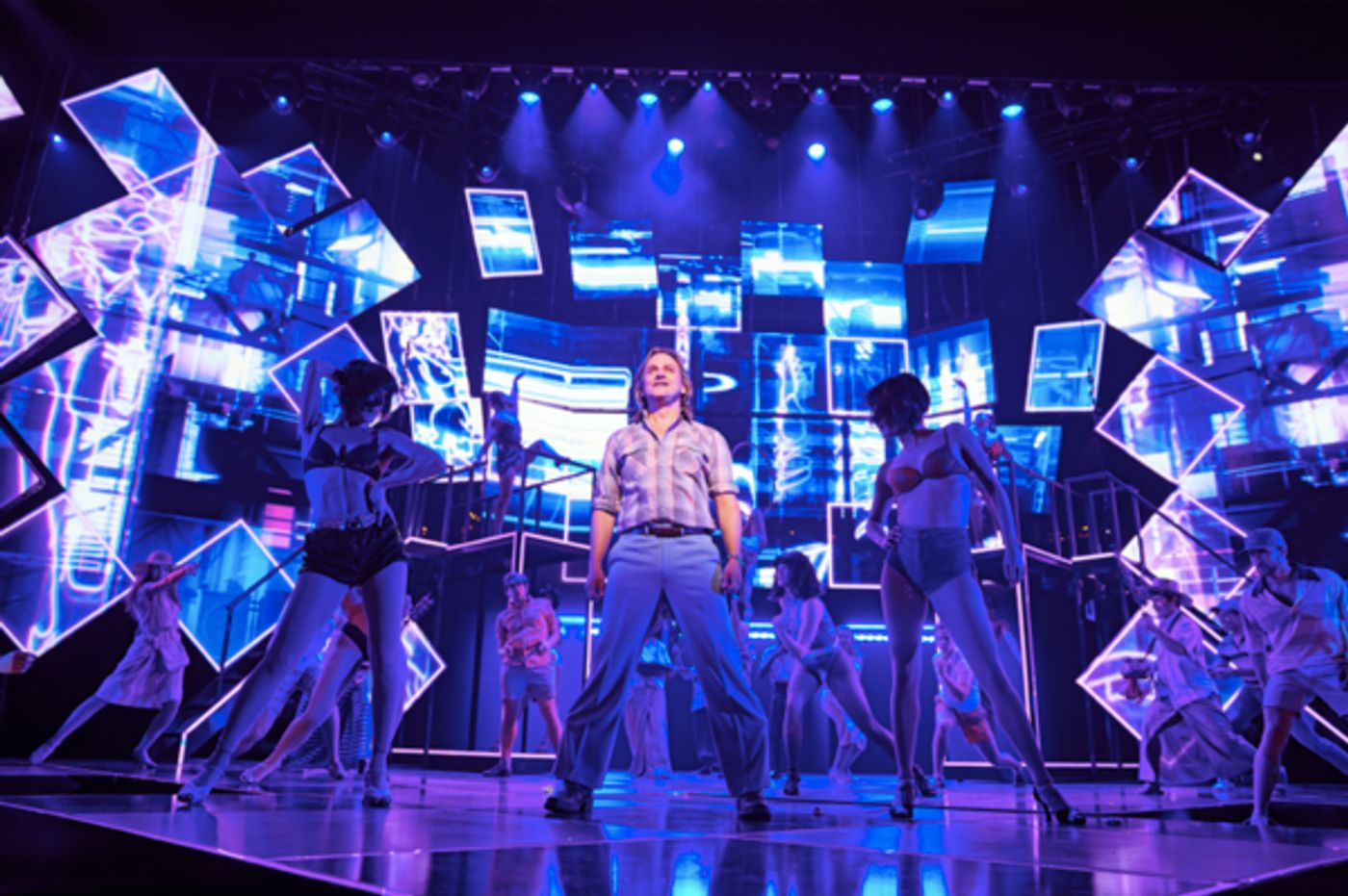 Photo Flash:  First Look at Michael Ball and Alexandra Burke in CHESS at the London Coliseum  Image