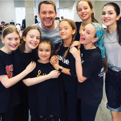 Michael Arden with Broadway Dreams Russia Students Photo