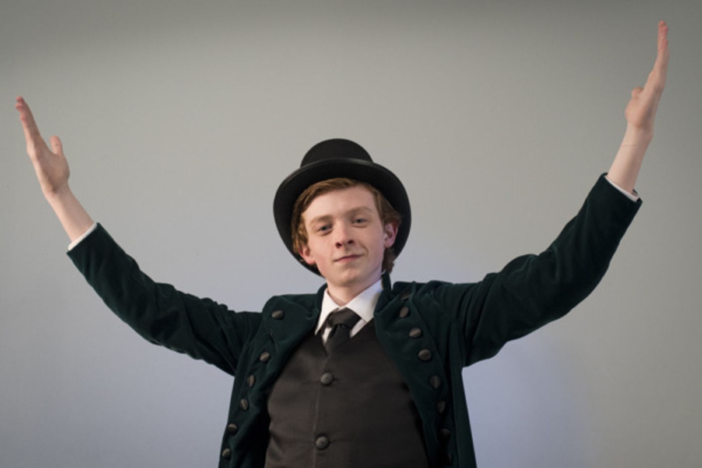 Photo Flash: Outcry Youth Theatre Takes ROMEO AND JULIET To The Circus  Image