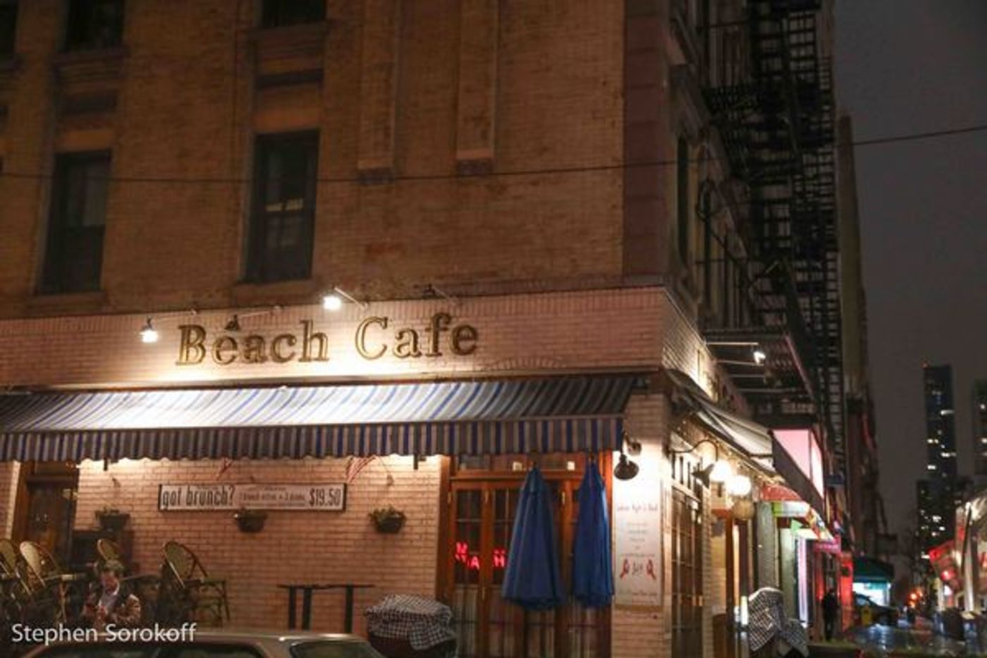 Photo Coverage: Joshua Lance Dixon Brings Las Vegas to the Beach Cafe Photo Coverage: Joshua Lance Dixon Brings Las Vegas to the Beach Cafe Image