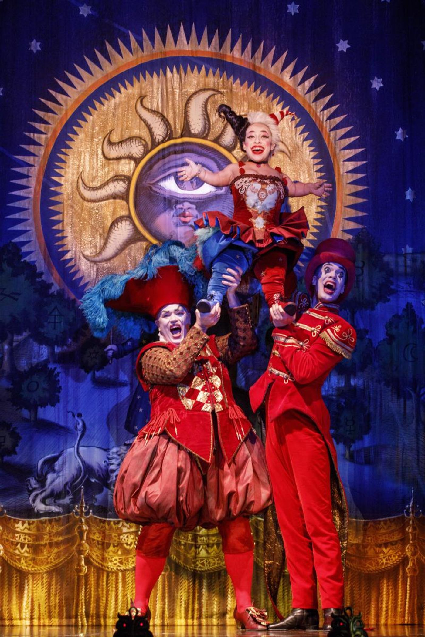 Review: The Phantom Stages A Comeback in LOVE NEVER DIES at Segerstrom Center  Image