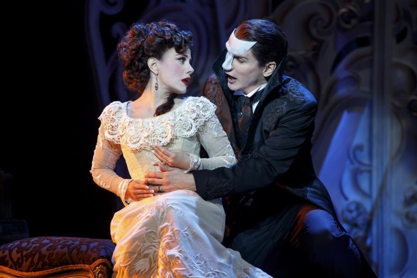 Review: The Phantom Stages A Comeback in LOVE NEVER DIES at Segerstrom Center  Image