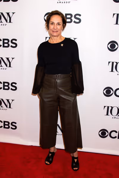 Laurie Metcalf Photo
