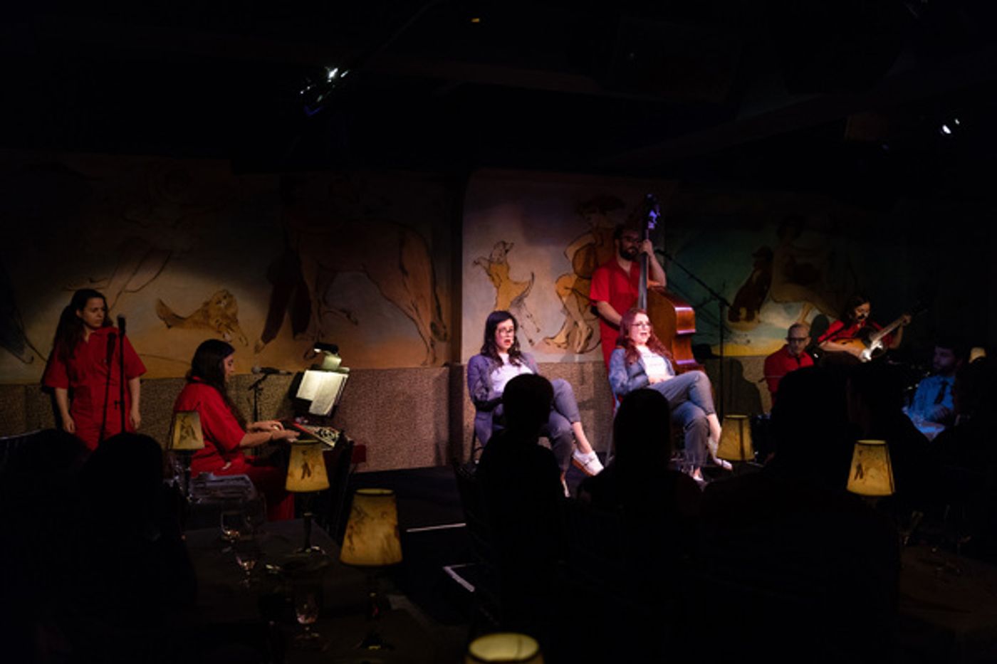 Photo Flash:Nancy and Beth (Featuring Megan Mullally and Stephanie Hunt) Make Cafe Carlyle Debut  Image
