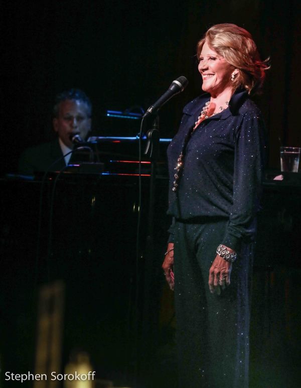 Interview: Linda Lavin Is Living for Her Cafe Carlyle Debut! Image