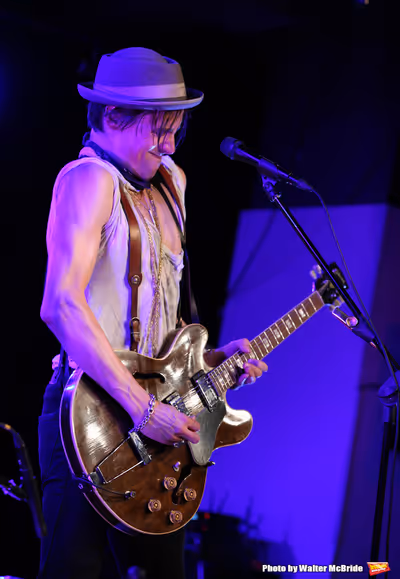 Reeve Carney Photo
