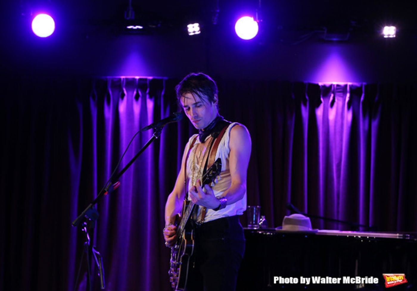 Photo Coverage: Reeve Carney Debuts at The Green Room 42  Image