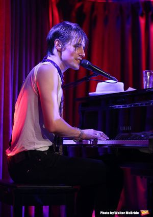 Reeve Carney Photo