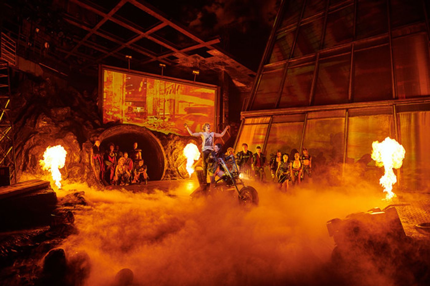Photo Flash: First Look at BAT OUT OF HELL - THE MUSICAL at the Dominion Theatre  Image