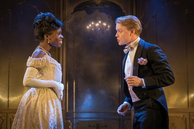 Faith Omole as Mabel Chiltern, Freddie Fox as Lord Goring Photo