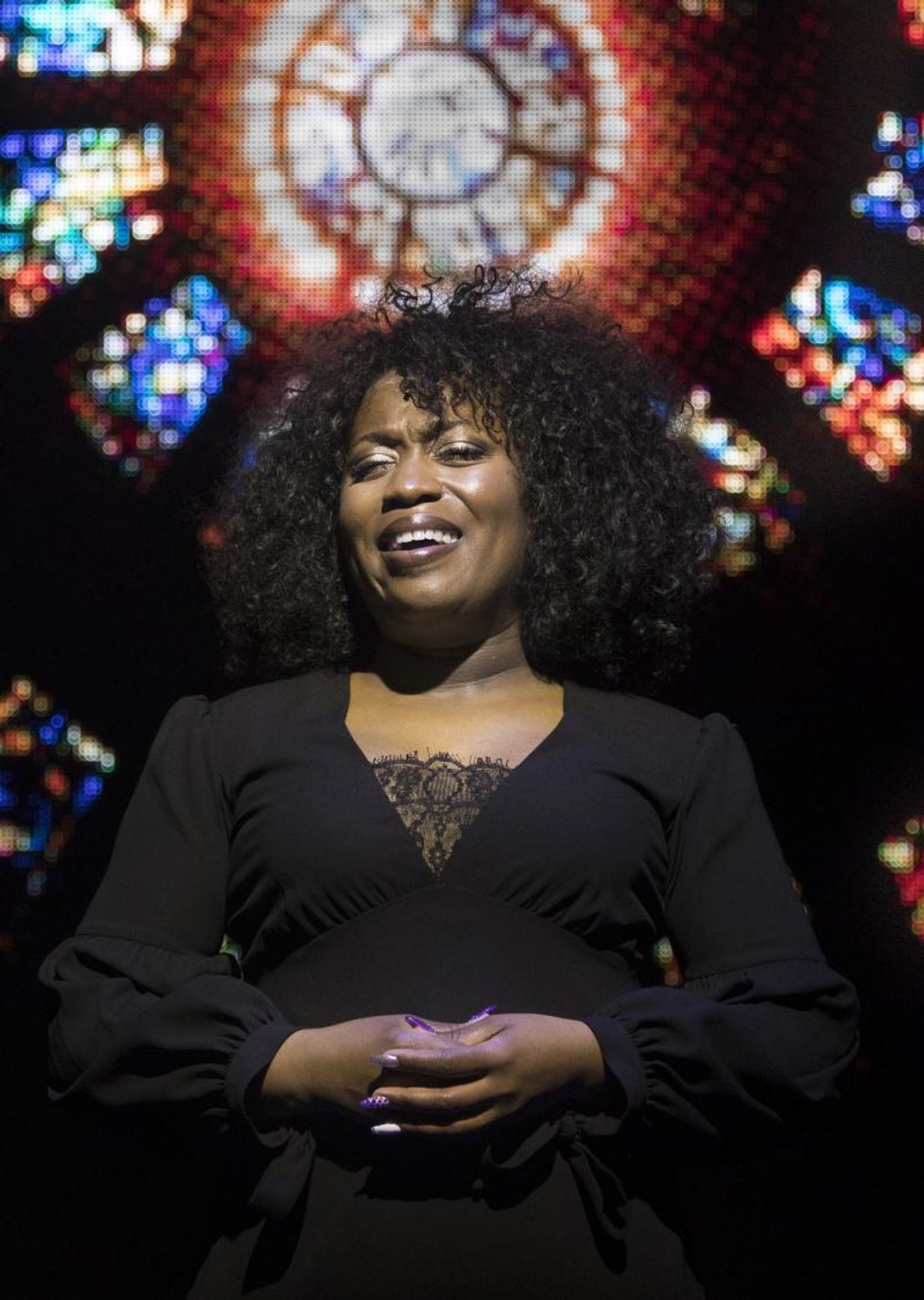 Review: SISTER ACT at New Theatre Restaurant  Image