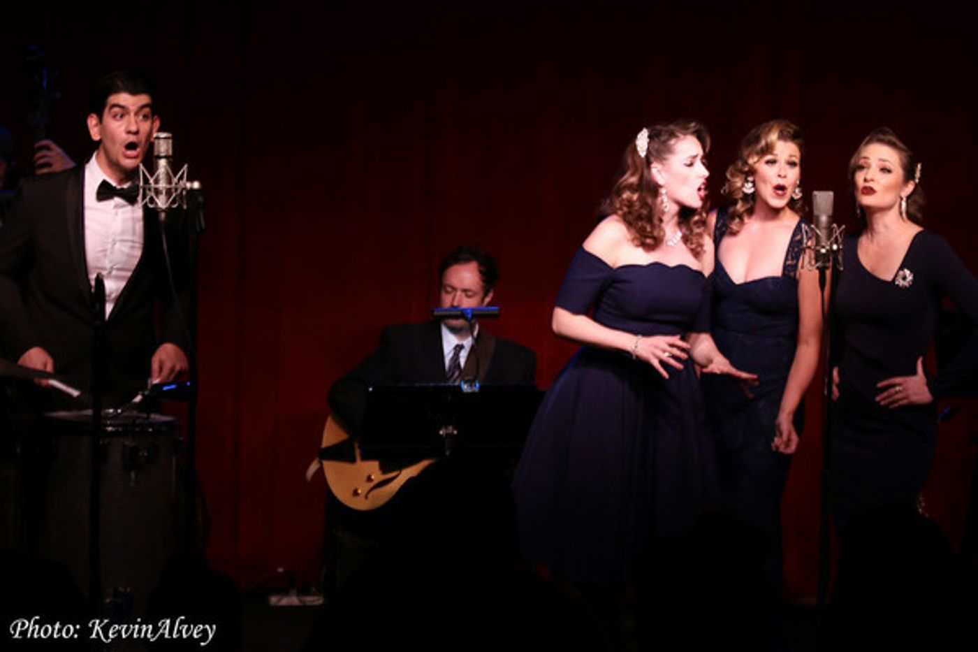 Photo Flash: The Bombshells Return to Broadway at Birdland!  Image