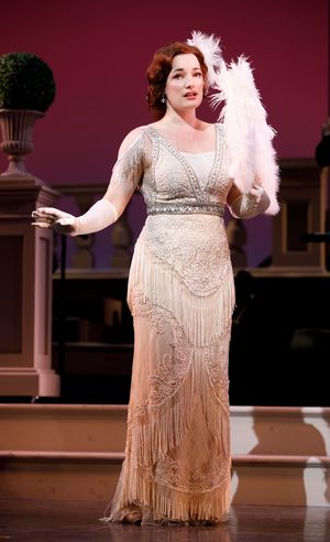 Laura Michelle Kelly @ BroadwayWorld Laura Michelle Kelly Photo