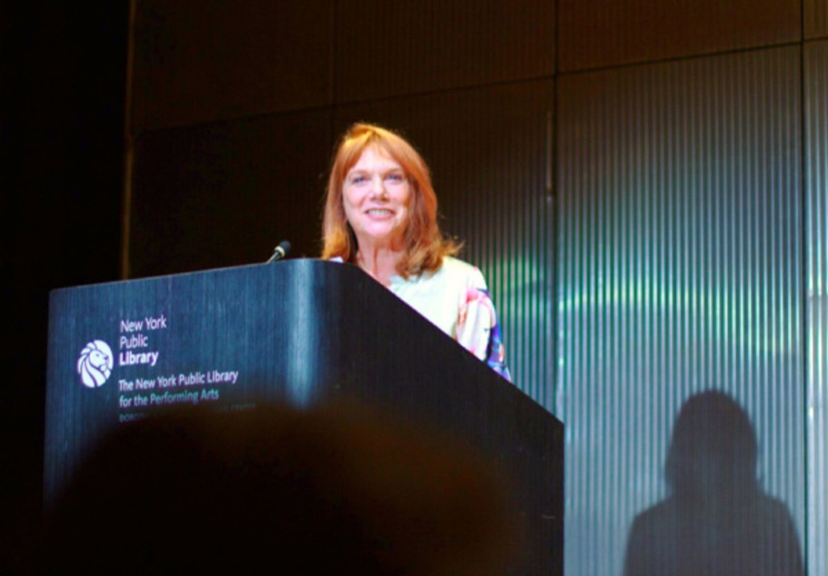 Jackie Davis, Executive Director of the New York Library for the Performing Arts at Lincoln Center, welcoming the standing room only crowd to another Oral History event with the League of Professional at 