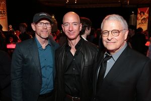 Ron Howard, Jeff Bezos, Lawrence Kasdan
 Photo