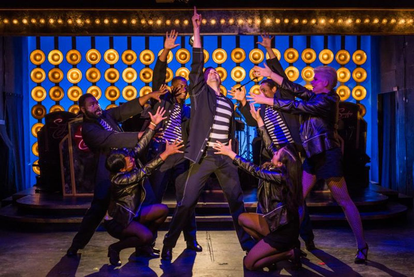 Review: SMOKEY JOES CAFE is a Vibrant Jukebox of Hits Come to Life at RED MOUNTAIN THEATRE COMPANY.  Image