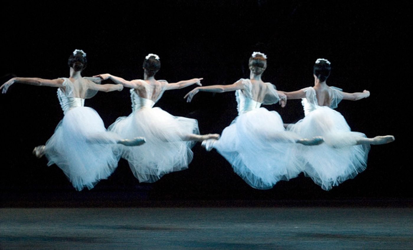 Photo Flash: Get A First Look At American Ballet Theatre's GISELLE  Image