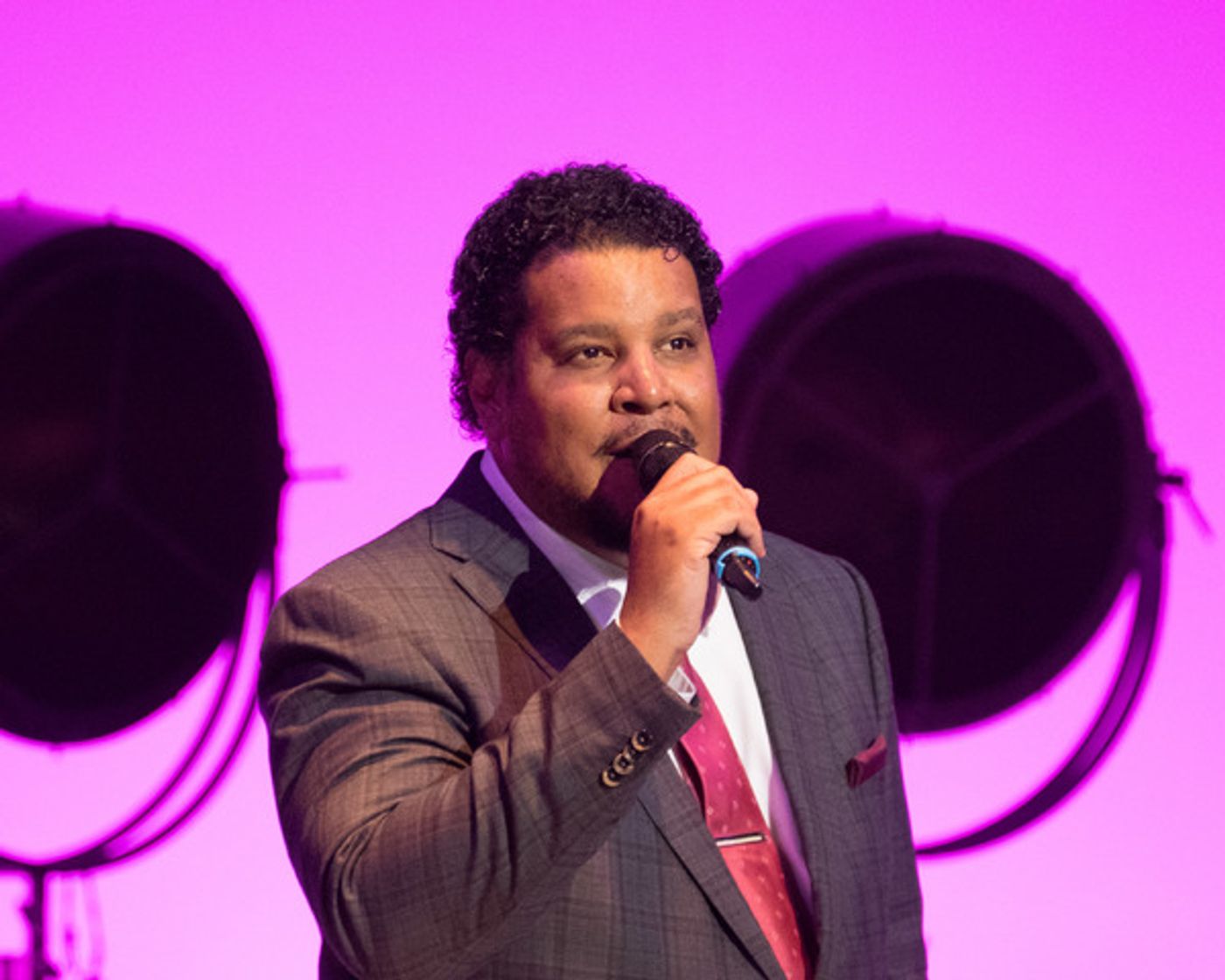 Photo Coverage: VINTAGE TROUBLE'S TY TAYLOR DEBUTS NOUVEAU MID-CENTURY ROMANCE SONGBOOK AT THE WALLIS ANNENBERG  Image