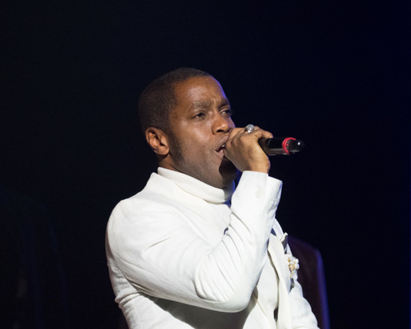 Photo Coverage: VINTAGE TROUBLE'S TY TAYLOR DEBUTS NOUVEAU MID-CENTURY ROMANCE SONGBOOK AT THE WALLIS ANNENBERG  Image