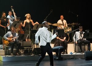 Kenna Ramsey, Alex Frank, Erik Carlson, Carly Thomas Smith, Ty Taylor, Robert Perkins Photo