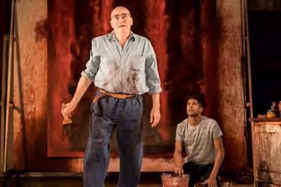 Alfred Molina Photo