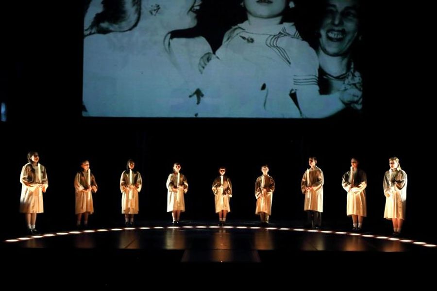 Review: Brechtian Affection - EVITA at Hong Kong Academy for Performing Arts Image