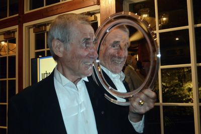 Jim Dale
 Photo