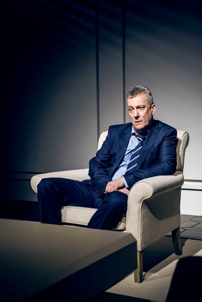 Stephen Tompkinson Photo