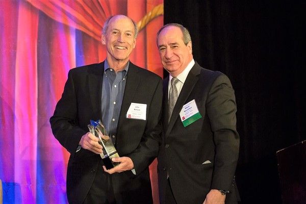 John Ballard Accepts 2018 Distinguished Lifetime Service Award Photo