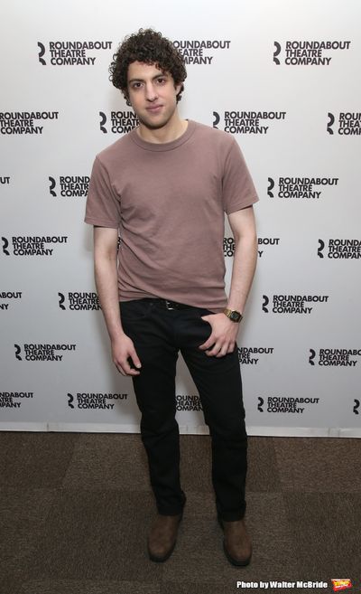 Eli Gelb attends  Photo