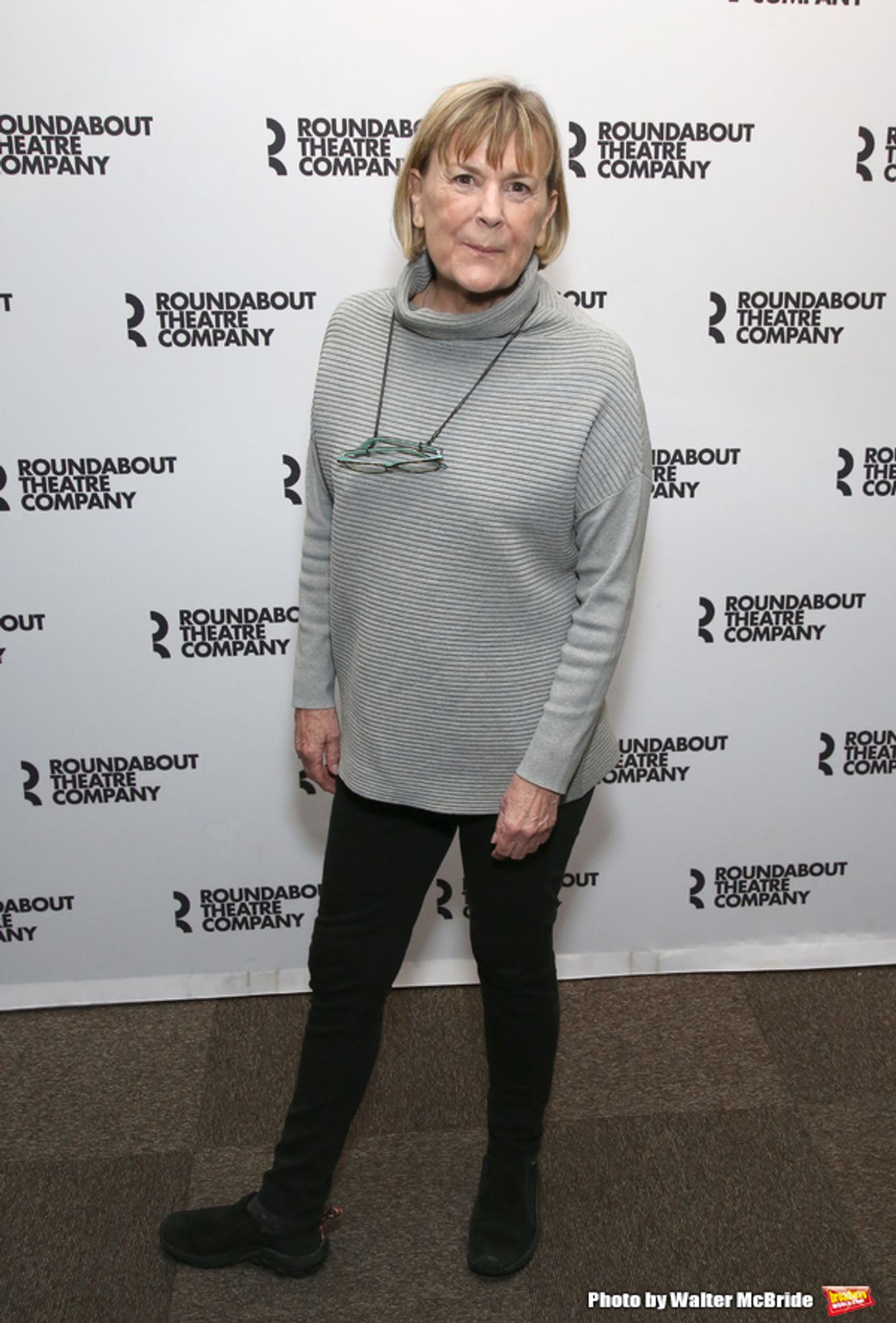 Photo Coverage: Idina Menzel and the Company SKINTIGHT Meet the Press!  Image