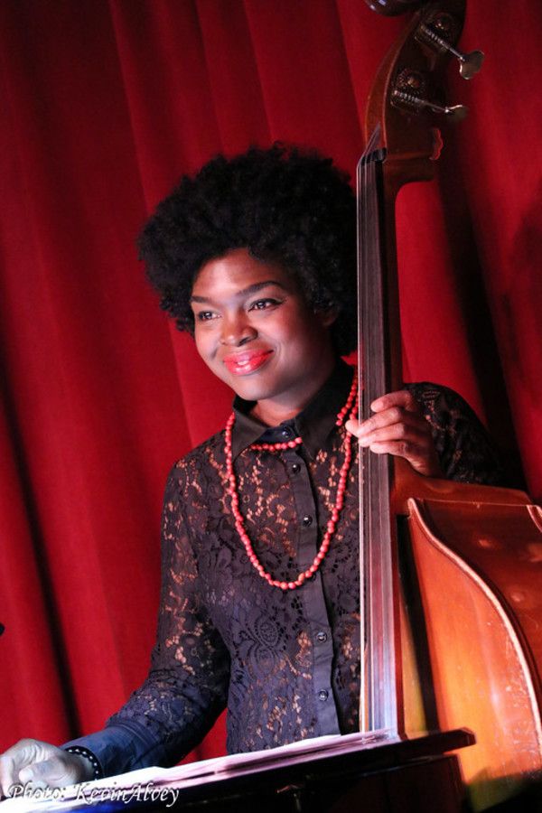 Mimi Jones Photo
