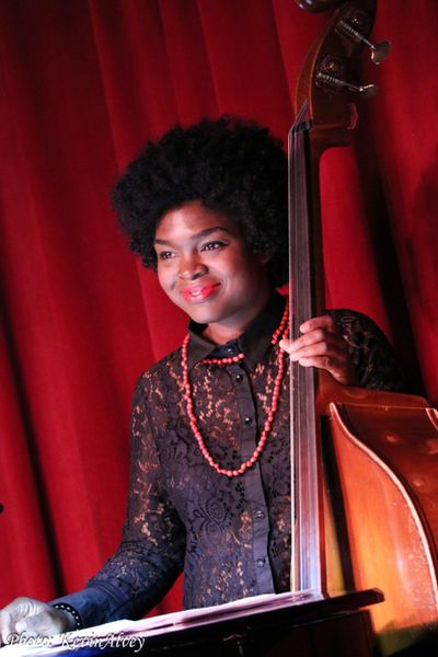Mimi Jones Photo