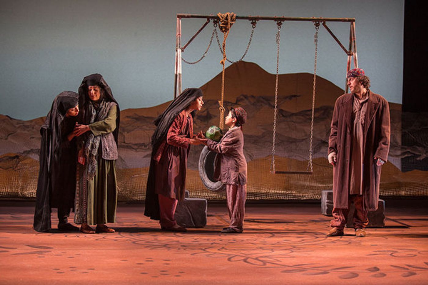 Photo Flash: First Look at A THOUSAND SPLENDID SUNS at The Old Globe  Image
