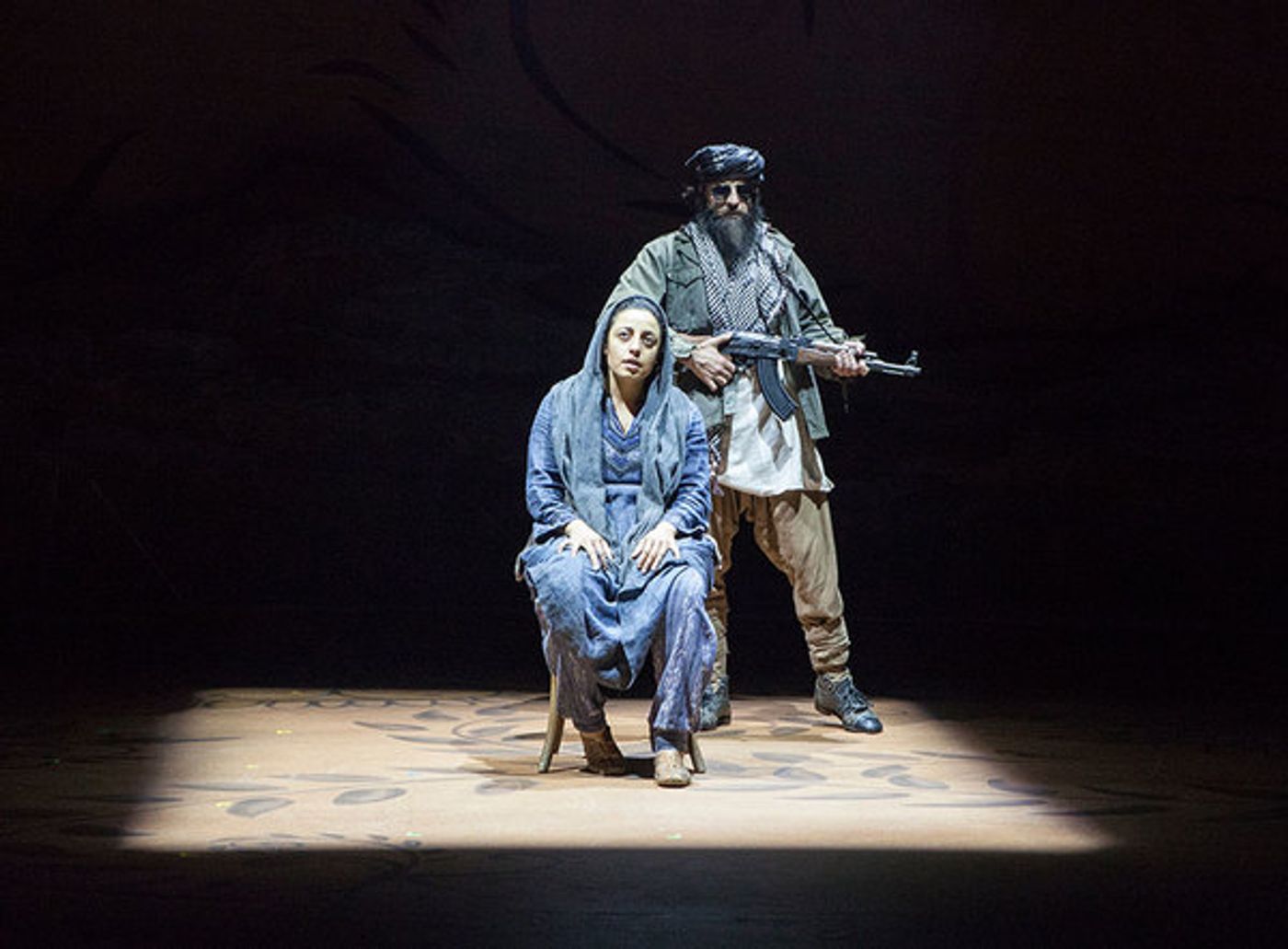 Photo Flash: First Look at A THOUSAND SPLENDID SUNS at The Old Globe  Image