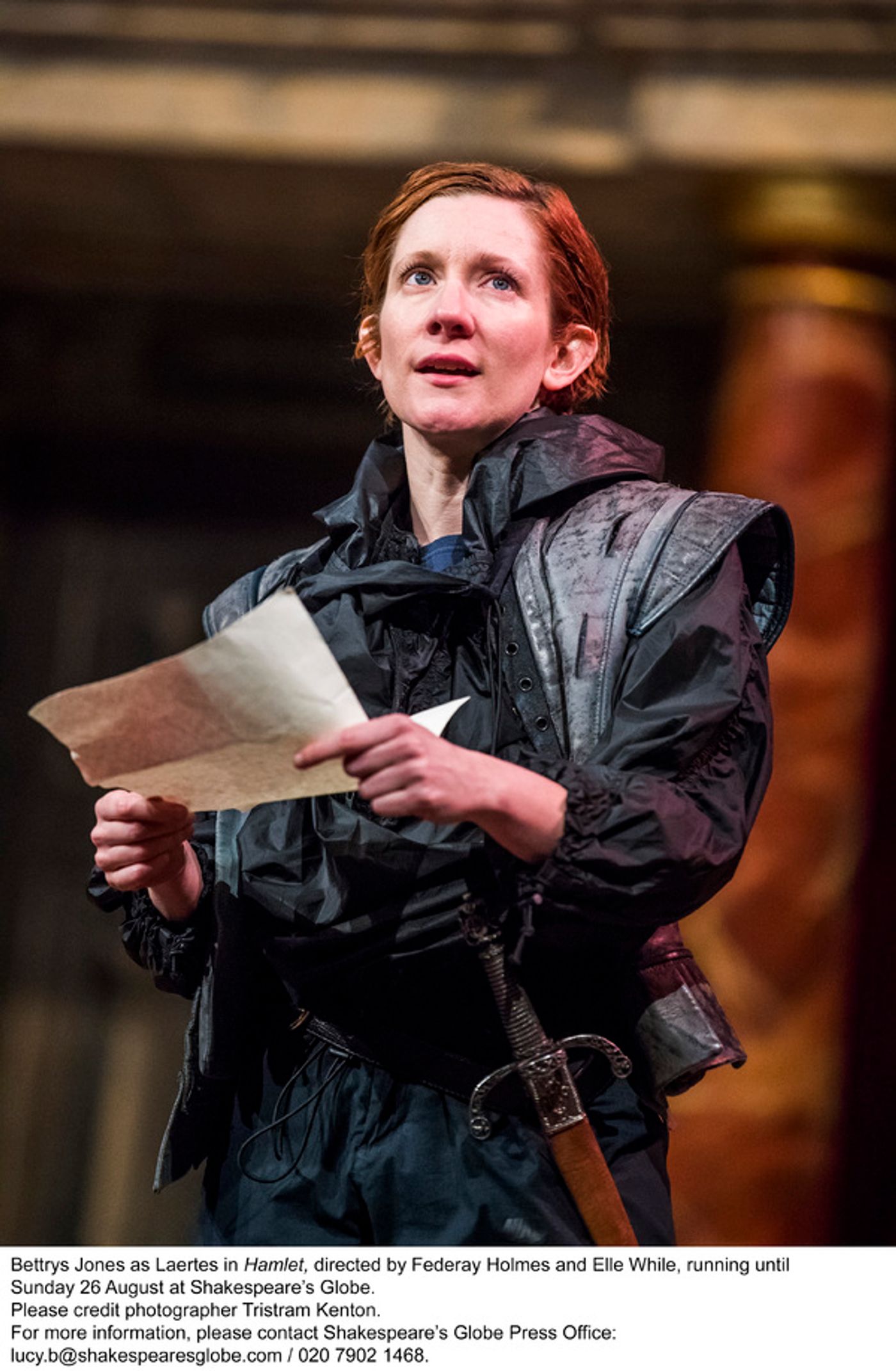 Photo Flash: First Look at HAMLET at Shakespeare's Globe  Image