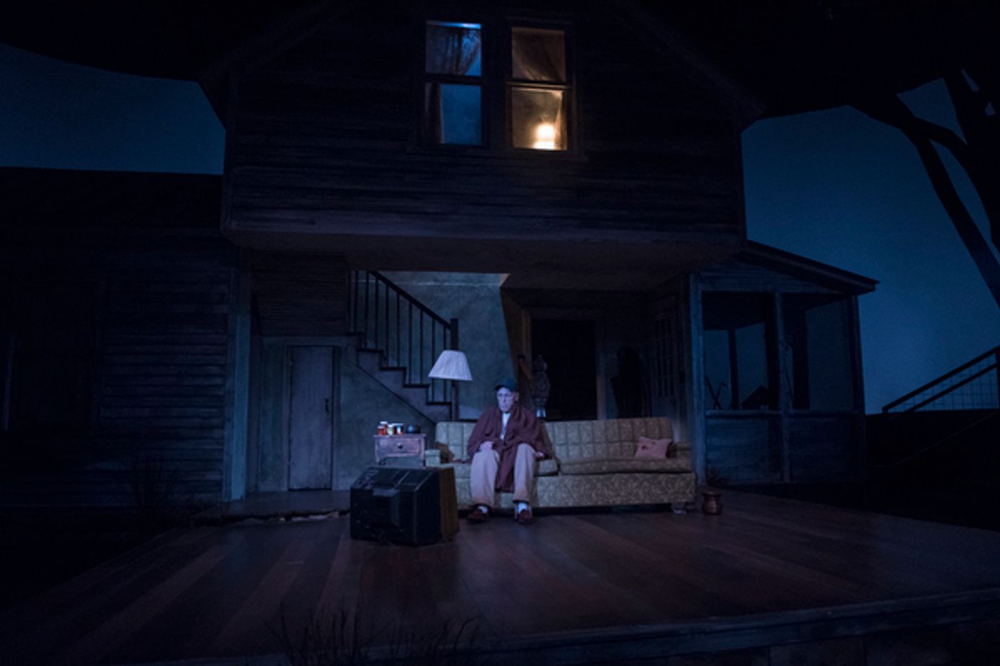 Photo Flash: Sam Shepard's BURIED CHILD Comes to Writers Theatre  Image